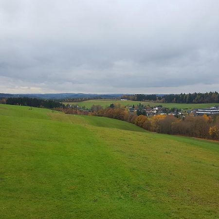 Landhotel Zum Doppeldecker Kirchen  Exteriör bild